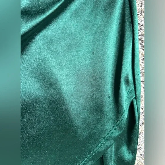 5/$25 Emerald Sundae gorgeous Bodycon mini dress with faux wrap size medium - Picture 7 of 8